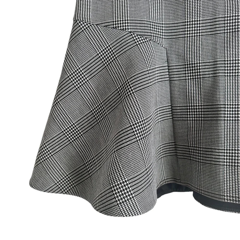 Gray Plaid Flared Women's Skirt - Classic Check